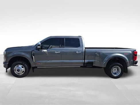 Used 2024 Ford F350 Platinum w/ FX4 Off-Road Package AWD/4WD image 6