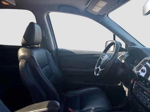 Used 2019 Honda Pilot Elite image 23
