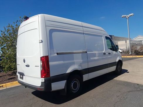Used 2024 Mercedes-Benz Sprinter 144 Cargo image 15