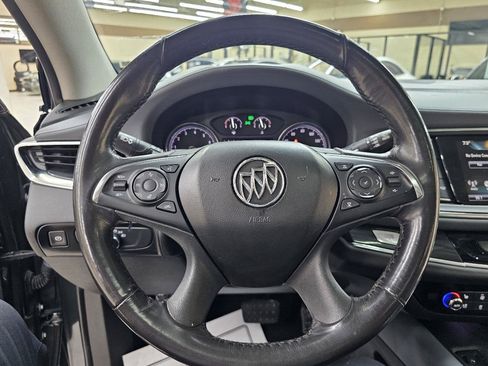 Used 2018 Buick Enclave Premium w/ Experience Buick Package FWD image 31