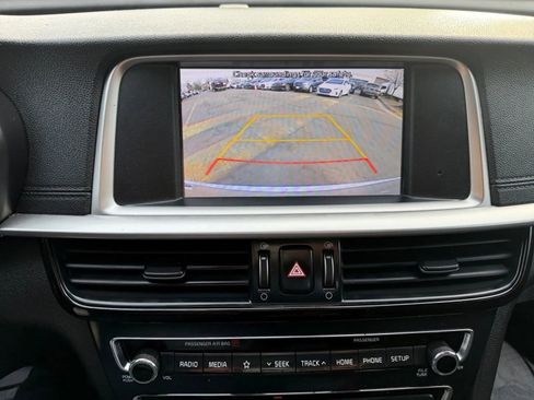 Used 2020 Kia Optima LX image 16