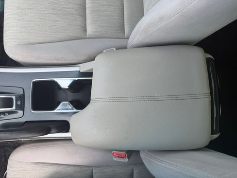 Used 2014 Honda Accord Plug-In Sedan image 15