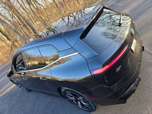 Used 2023 BMW iX M60 image 86