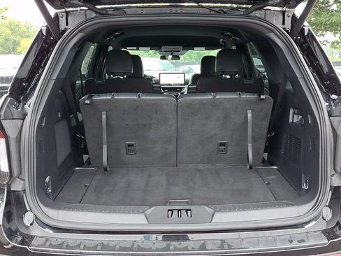Certified 2025 Ford Explorer ST-Line AWD/4WD image 30