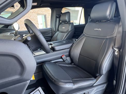 New 2025 Ford Expedition Platinum w/ Stealth Appearance Package image 14