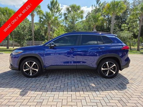 Used 2025 Toyota Corolla Cross AWD Hybrid w/ Convenience Package image 8