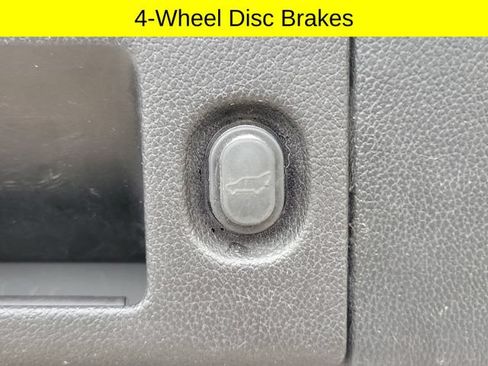 Used 2016 Chevrolet Suburban LT AWD/4WD image 30