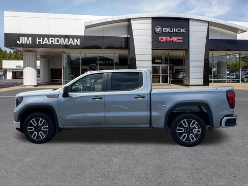 Used 2024 GMC Sierra 1500 Pro w/ Pro Value Package AWD/4WD image 4