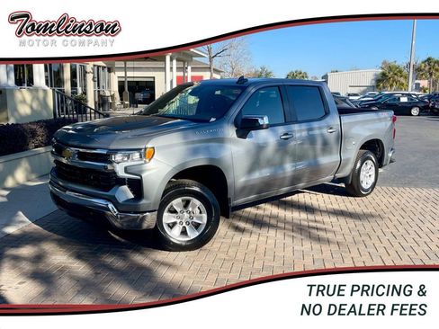 Used 2025 Chevrolet Silverado 1500 LT image 1