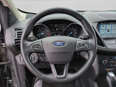 Used 2019 Ford Escape SEL AWD/4WD image 17