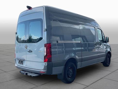 Used 2025 Mercedes-Benz Sprinter 2500 image 13