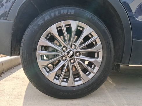 Used 2025 Cadillac XT4 Premium Luxury AWD/4WD image 22