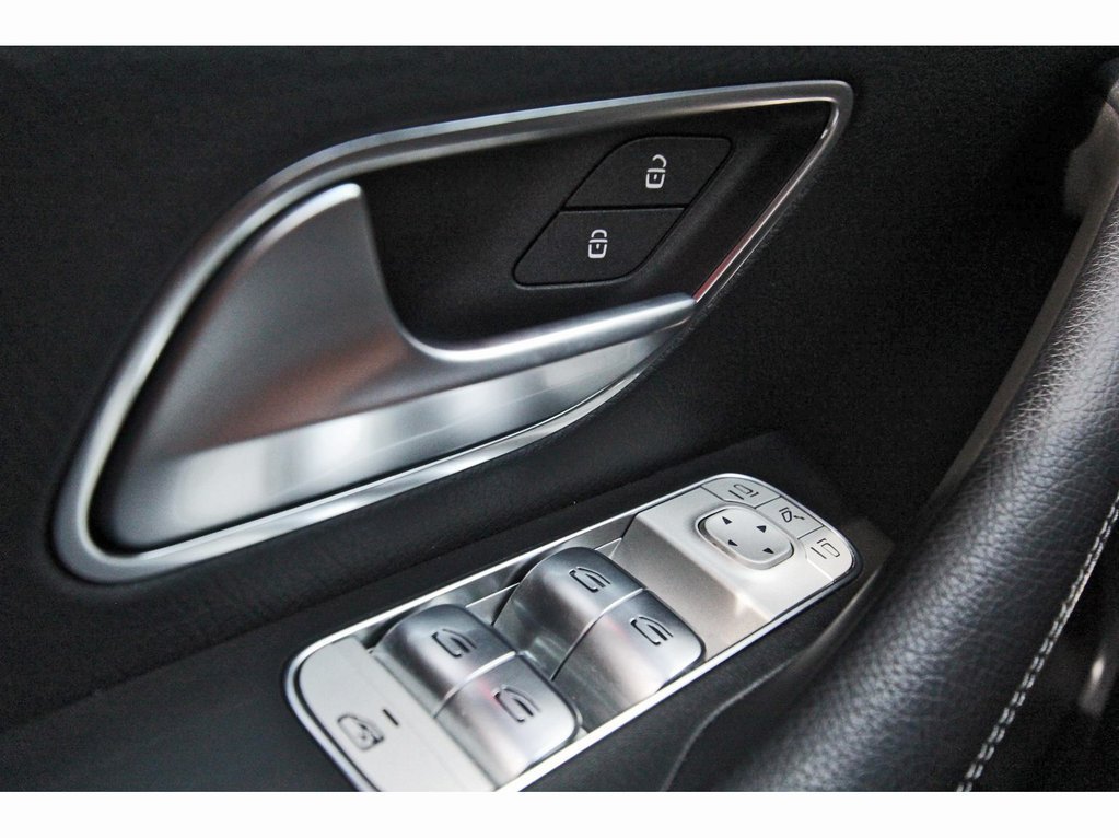 Used 2024 Mercedes-Benz GLS 450 4MATIC image 21