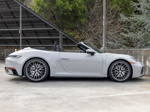 Certified 2022 Porsche 911 Carrera 4S AWD/4WD image 12