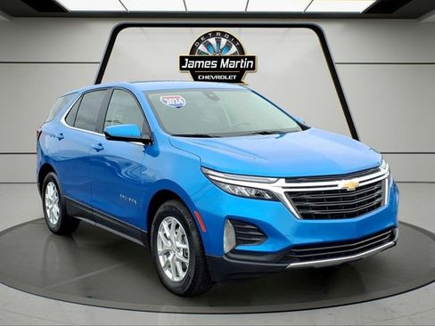 Certified 2024 Chevrolet Equinox LT w/ LPO, Floor Liner Package FWD image 3