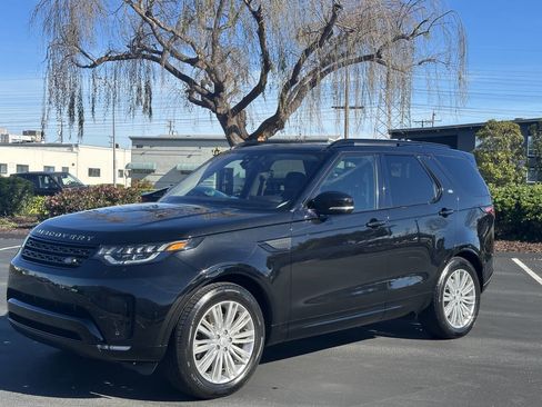 Used 2017 Land Rover Discovery HSE image 3