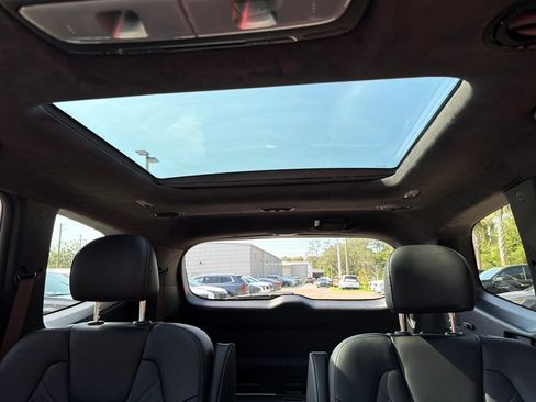 Certified 2025 Kia Telluride SX Prestige X-Line AWD/4WD image 22