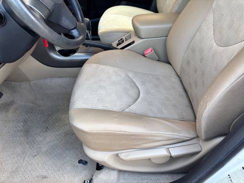 Used 2010 Toyota RAV4 4WD V6 image 37
