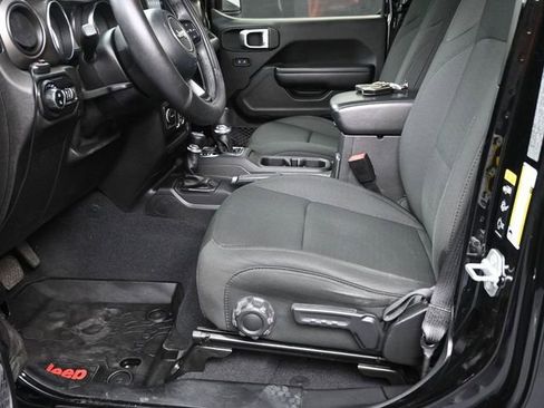 Used 2020 Jeep Gladiator Sport w/ Quick Order Package 24S image 19