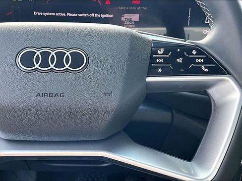 Used 2025 Audi Q5 Premium w/ Convenience Package AWD/4WD image 12