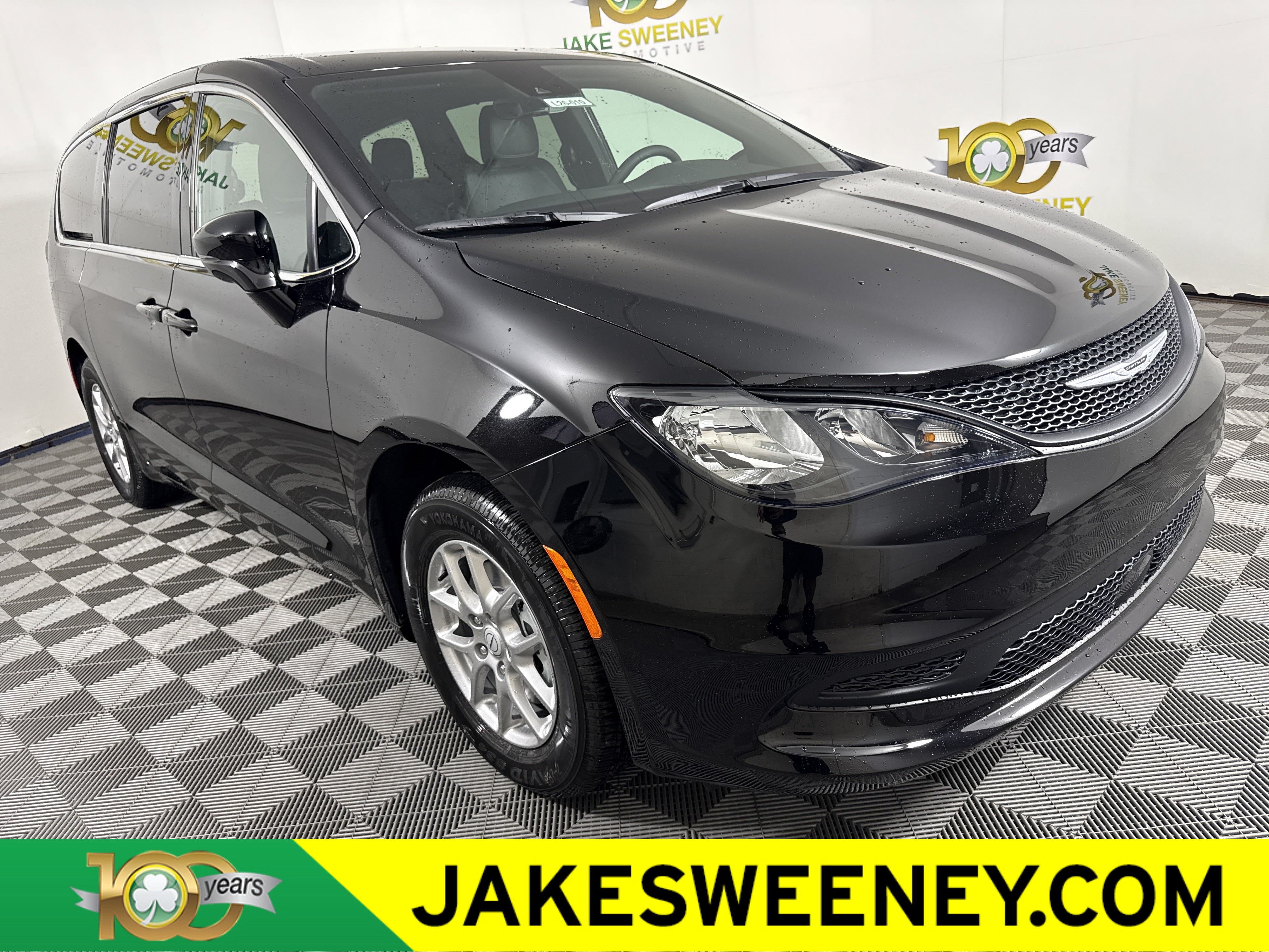 New 2026 Chrysler Voyager LX FWD image 1