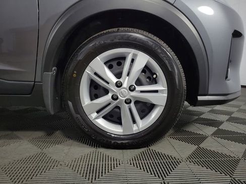 Used 2024 Nissan Kicks S image 16