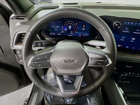 Used 2025 Chevrolet Tahoe Z71 image 10