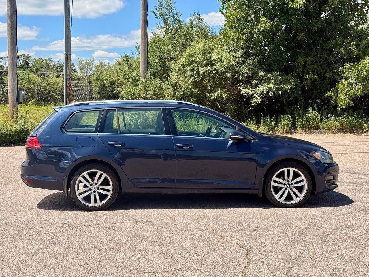Used 2015 Volkswagen Golf SEL FWD image 6