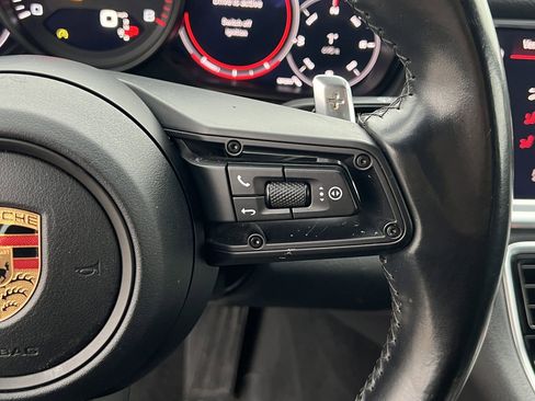 Used 2022 Porsche Panamera Platinum Edition image 11