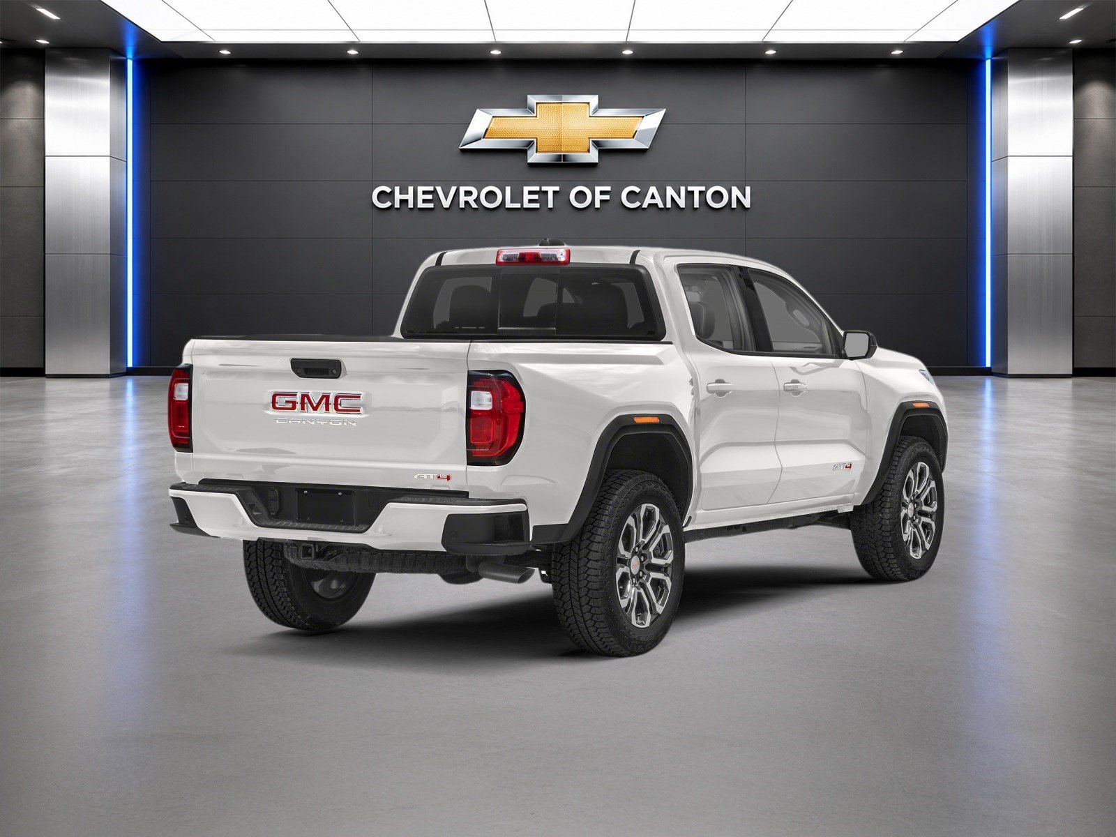 Used 2023 GMC Canyon AT4 w/ AT4 Premium Package AWD/4WD image 2