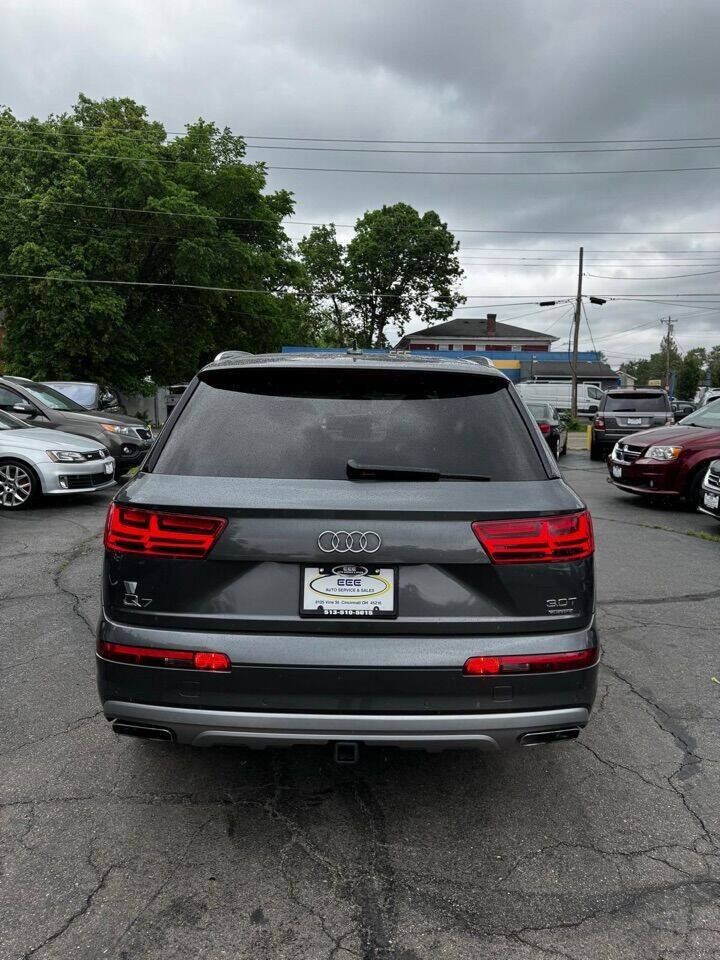 Used 2018 Audi Q7 3.0T Premium Plus w/ Premium Plus Package AWD/4WD image 7