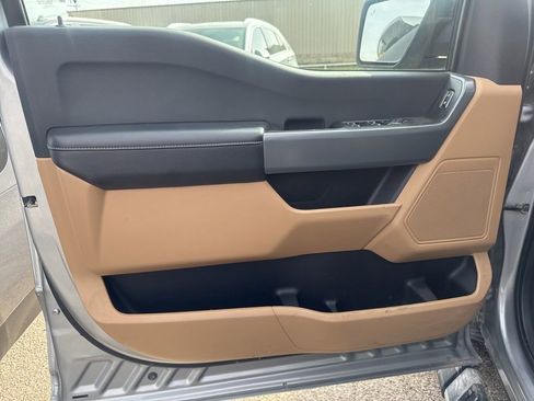 Used 2023 Ford F150 XLT w/ Trailer Tow Package image 8