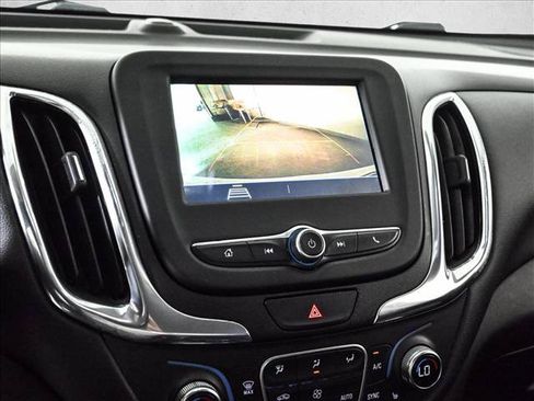 Used 2019 Chevrolet Equinox LT AWD/4WD image 15