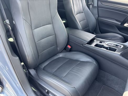 Used 2021 Honda Accord Touring image 8