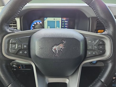 Certified 2023 Ford Bronco Badlands w/ Sasquatch Package image 24