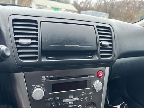 Used 2007 Subaru Outback 2.5i image 24