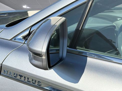 Used 2020 Lincoln Nautilus Reserve FWD image 22