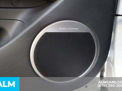 Used 2025 Genesis GV60 Advanced image 19