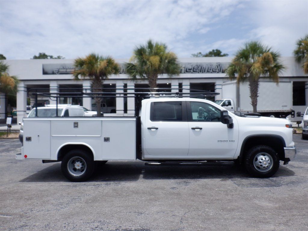 Used 2024 Chevrolet Silverado 3500 W/T w/ WT Convenience Package AWD/4WD image 1
