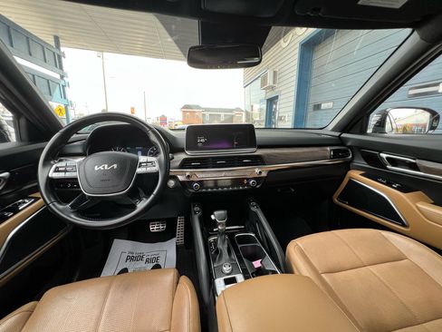 Used 2022 Kia Telluride SX w/ Towing Package image 19