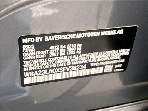 Used 2025 BMW 330i xDrive Sedan AWD/4WD image 35