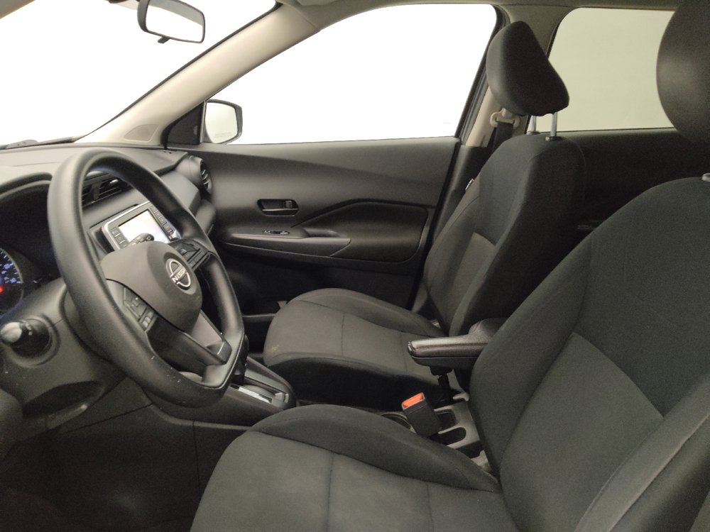 Used 2024 Nissan Kicks S FWD image 17