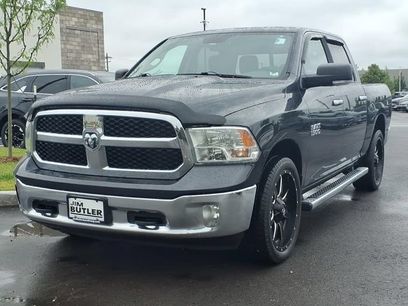 Used 2016 RAM 1500 Classic SLT w/ Luxury Group