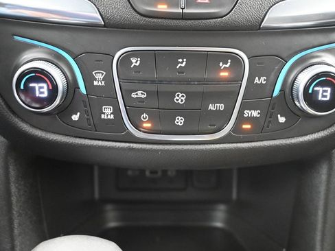 Used 2024 Chevrolet Equinox LT w/ LPO, Floor Liner Package image 23