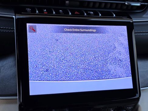 New 2025 Jeep Grand Cherokee L Limited w/ Trailer Tow Package image 18