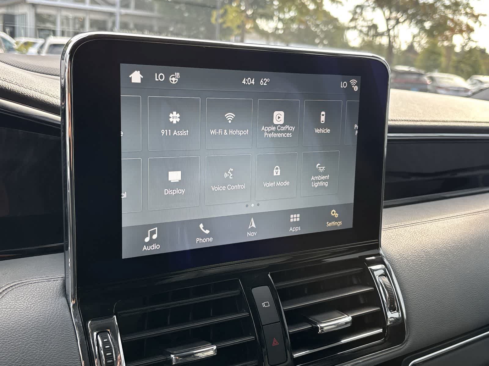 Used 2018 Lincoln Navigator Reserve w/ Technology Package AWD/4WD image 22