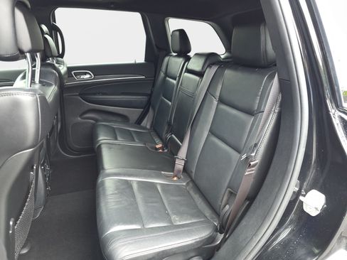 Used 2019 Jeep Grand Cherokee Limited RWD image 12