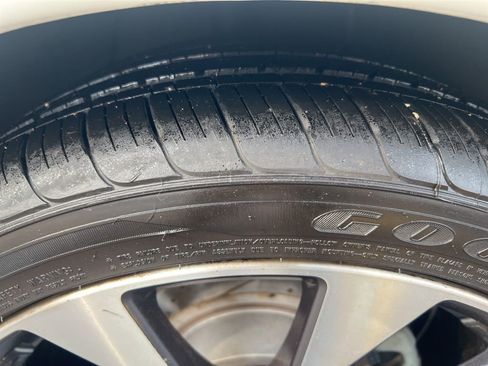 Certified 2018 Nissan Maxima Platinum image 42