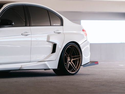 Used 2018 BMW M3 Sedan w/ Competition Package image 4