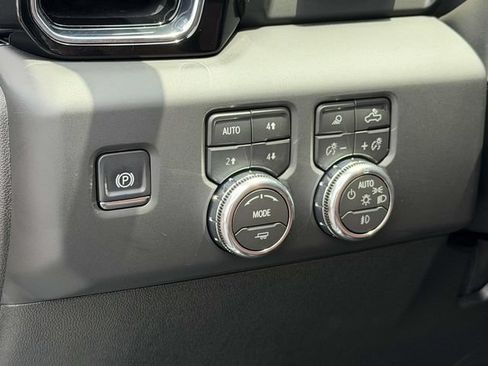 Used 2026 GMC Sierra 2500 Denali Ultimate AWD/4WD image 19